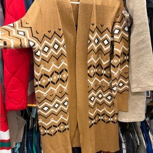 LOFT Tan and White Geometric Cardigan